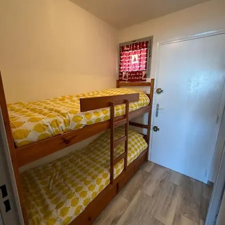 Apartment Arche De Noe *
